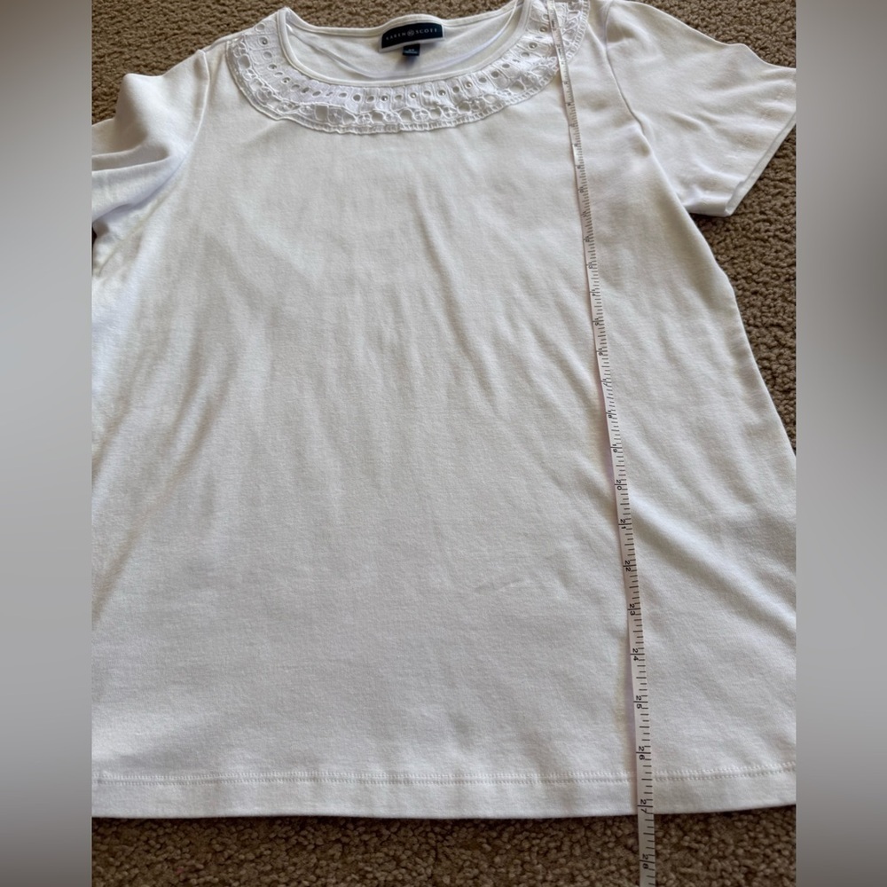 Karen Scott White Short Sleeve Tee Embroidered Eyelet Scoop Neck Top Size M - Picture 7 of 9